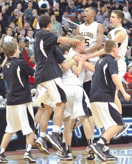 Bettendorf vs. Cedar Falls Boys Basketball